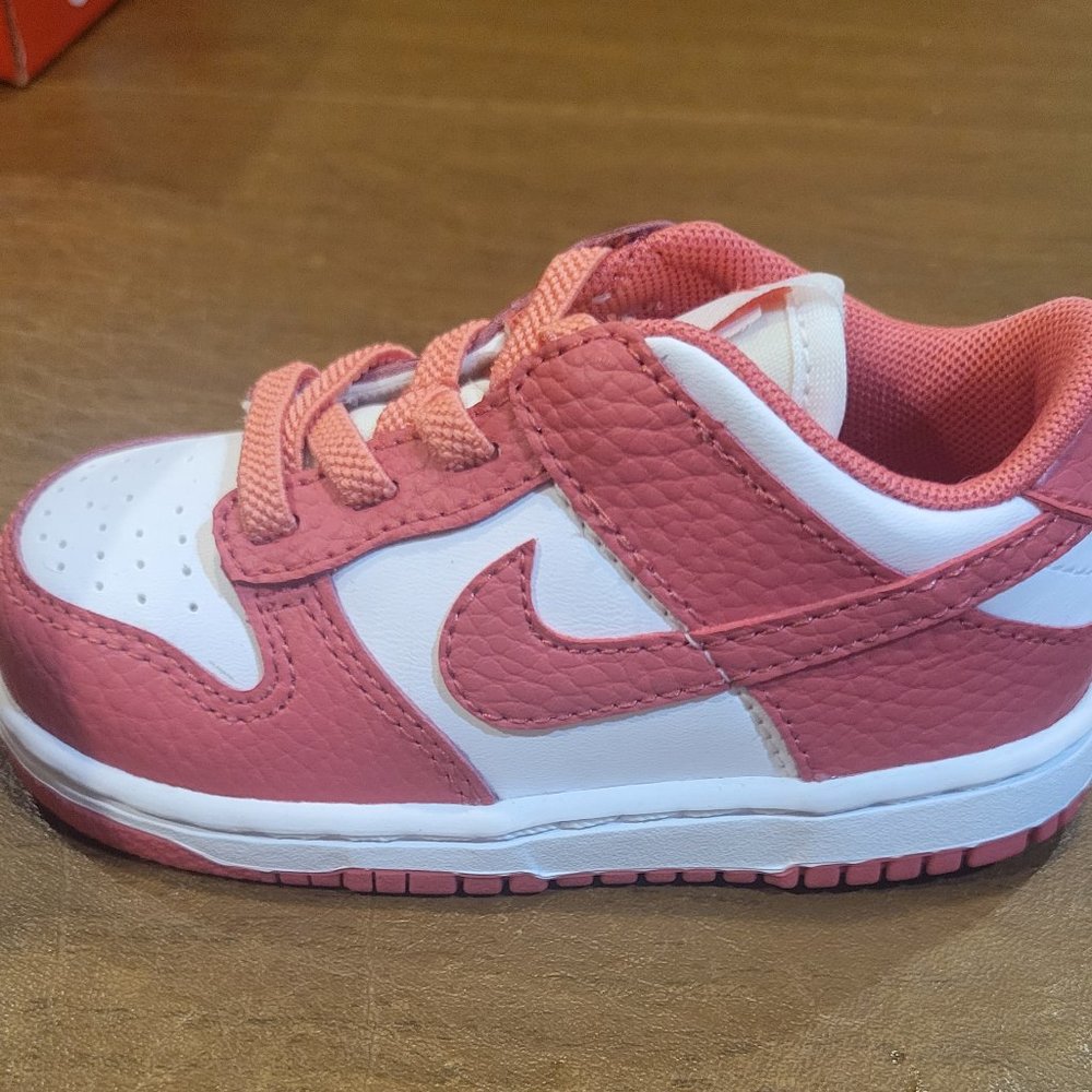Nike Dunk Low